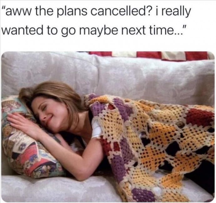 Hilarious Pics for Your Cozy Fall Evening